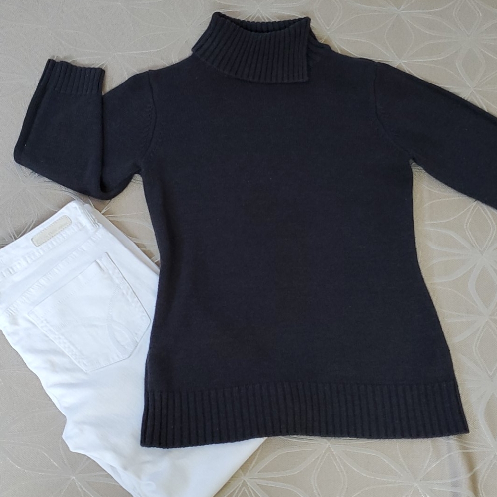 Grey Cotton Sweater!